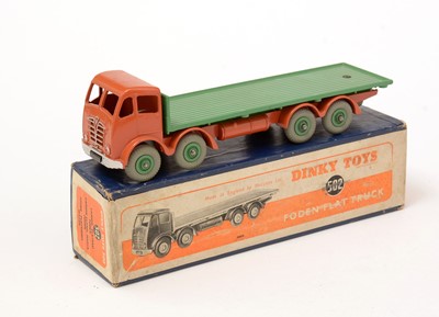 Lot 1075 - Dinky Supertoys diecast Foden Flat Truck