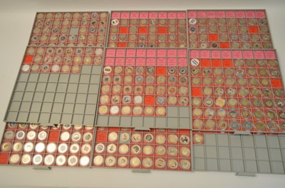 Lot 1043 - A collection of €2 coins.