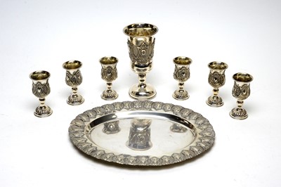 Lot 617 - A 20th Century silver set of Jewish kiddush cups on tray