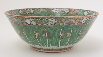 Lot 719 - Canton punch bowl