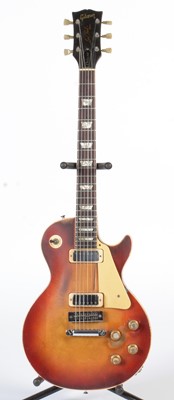 Lot 55 - Gibson Les Paul Deluxe