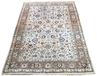 Lot 700 - A Kashan carpet