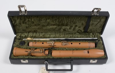 Lot 9 - A Mollenhauer Tenor recorder in C .