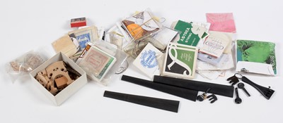 Lot 41 - Qty Violin stings and parts