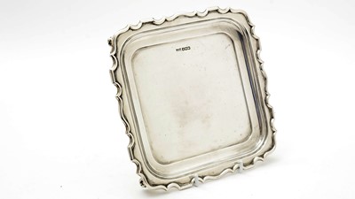 Lot 561 - A George V silver waiter, by Walker & Hall