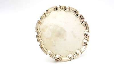 Lot 562 - A George V silver waiter, by William Hutton & Sons Ltd