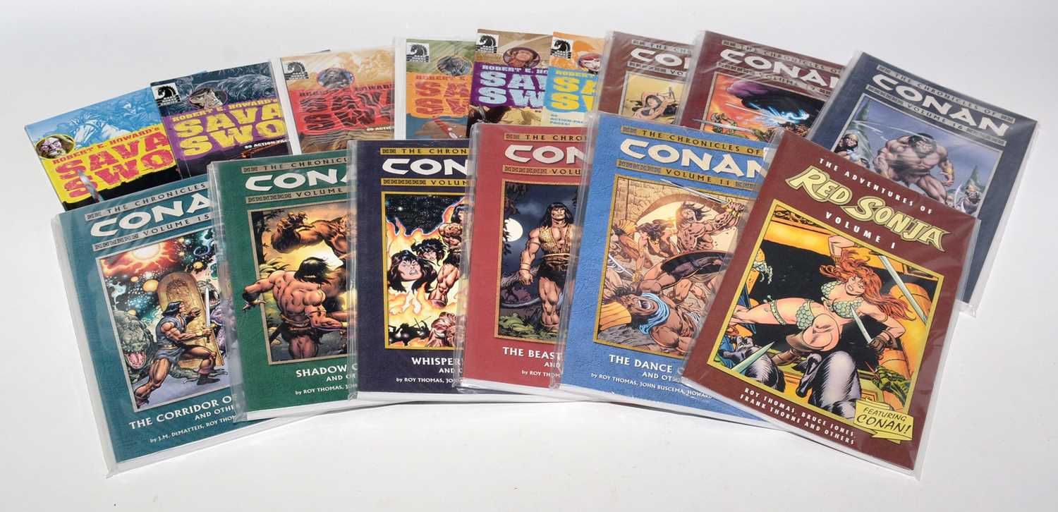 Lot 3 - Dark Horse Comics.