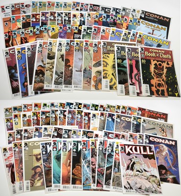 Lot 4 - Dark Horse Comics.