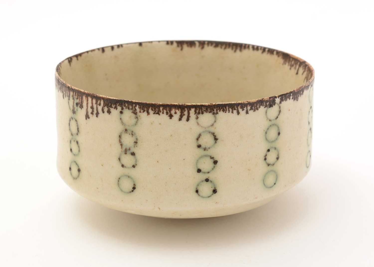 Lot 417 - Lucie Rie porcelain bowl