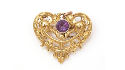 Lot 410 - A late 19th Century French brooch of Art Nouveau design