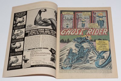 Lot 64 - Marvel Comics.