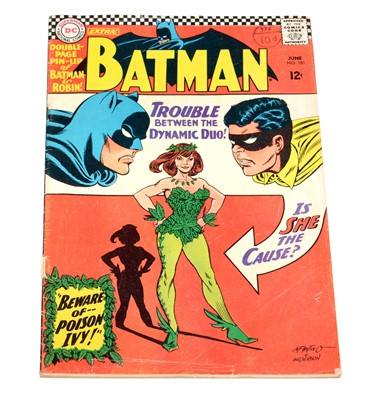 Lot 265 - DC Comics.