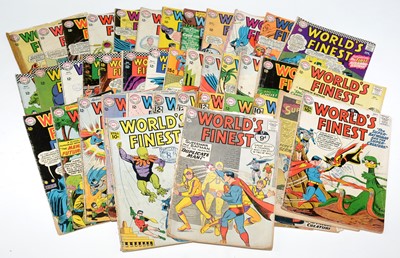 Lot 405 - DC Comics.