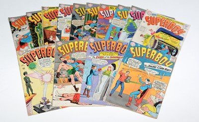 Lot 421 - DC Comics.