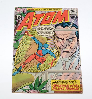 Lot 494 - DC Comics.