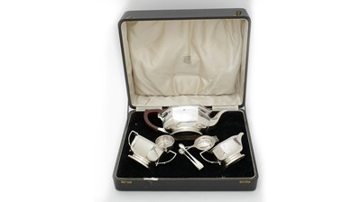 Lot 563 - A George VI silver tea service, by Addie Brothers