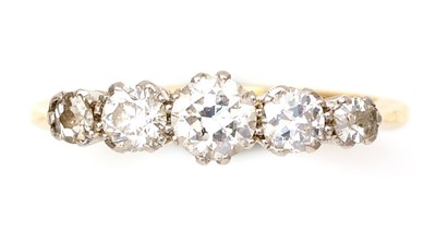 Lot 438 - A five stone diamond ring