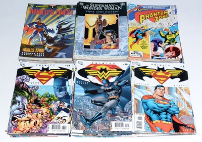 Lot 732 - DC Comics.