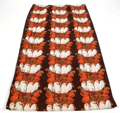 Lot 455 - A large Finnish ‘Lago’ pattern curtain.