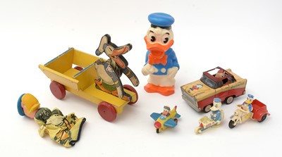 Lot 343 - A selection of Walt Disney's Donald Duck collectibles