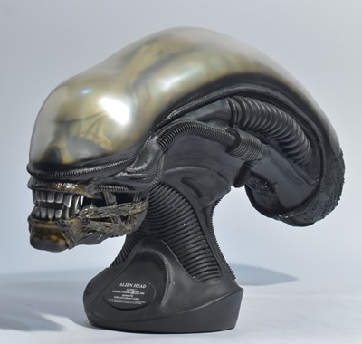 Lot 46 - Hollywood Collector's Gallery for Sideshow Collectibles: Alien Lifesized Prop Replica