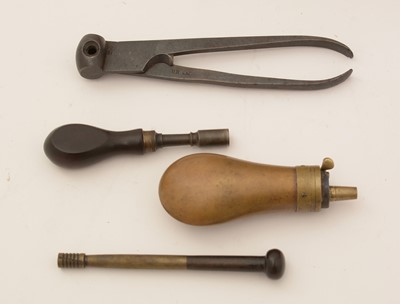 Lot 761 - A cased pair of 19th Century percussion pistols, by Smith