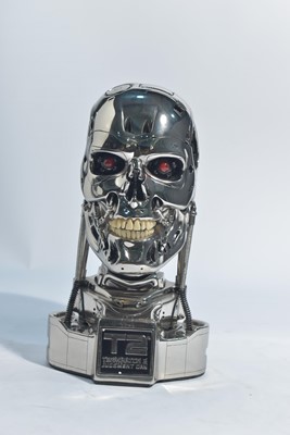Lot 59 - Hollywood Collector's Gallery T2: Terminator 2, Judgment Day, Endoskull