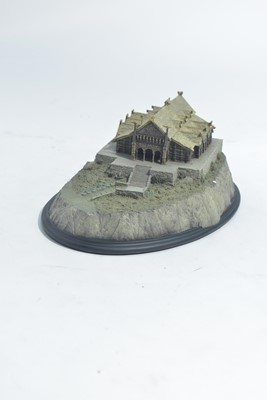 Lot 260 - Sideshow Weta Collectibles: The Lord of the Rings, Golden Hall polystone enviroment