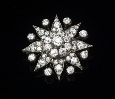 Lot 476 - Victorian diamond star brooch