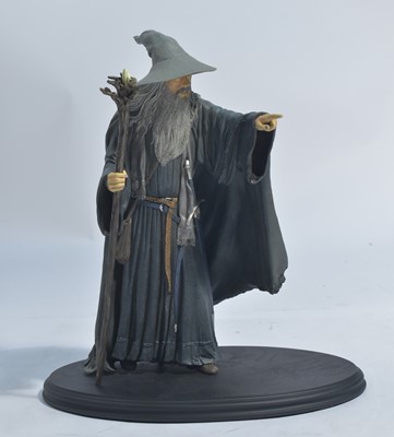 Lot 289 - Sideshow Weta Collectibles: The Lord of the Rings, Gandalf the Grey polystone figure