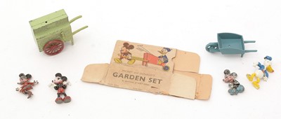 Lot 426 - Walt Disney novelties, various.