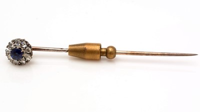 Lot 481 - A sapphire and diamond tie pin