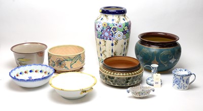 Lot 288 - Ceramic planters and other items