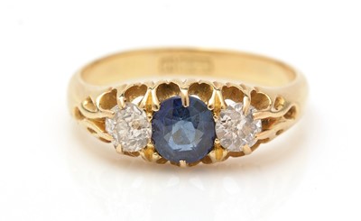 Lot 338 - A Victorian sapphire and diamond ring