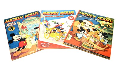 Lot 116 - Walt Disney Comics.