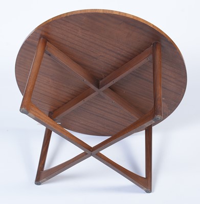 Lot 12 - Attr.  to A.H. McIntosh of Kirkcaldy: a mid Century rosewood circular coffee table.