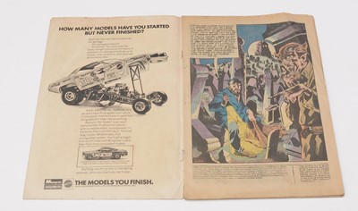 Lot 879 - DC Comics.