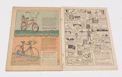 Lot 879 - DC Comics.