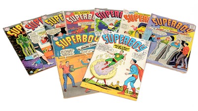 Lot 889 - DC Comics.
