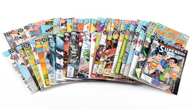 Lot 894 - DC Comics.