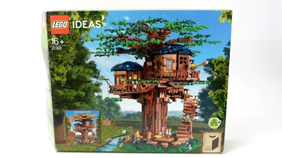 Lot 108 - LEGO IDEAS Tree House, 21318