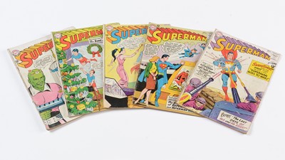 Lot 900 - DC Comics.