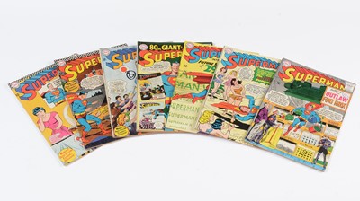 Lot 902 - DC Comics.