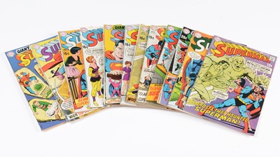 Lot 906 - DC Comics.