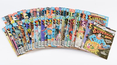 Lot 910 - DC Comics.