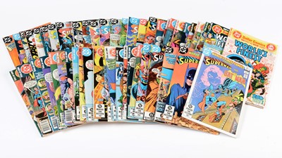 Lot 916 - DC Comics.