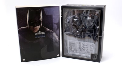 Lot 298 - Hot Toys DC Justice League Batman, Deluxe Version
