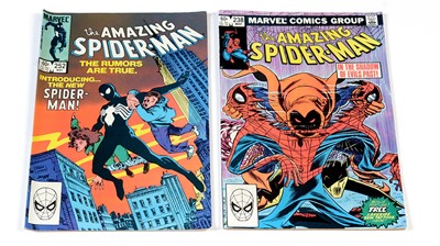 Lot 1105 - Marvel Comics.