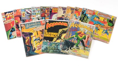 Lot 21 - DC Comics.