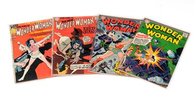 Lot 1175 - DC Comics.